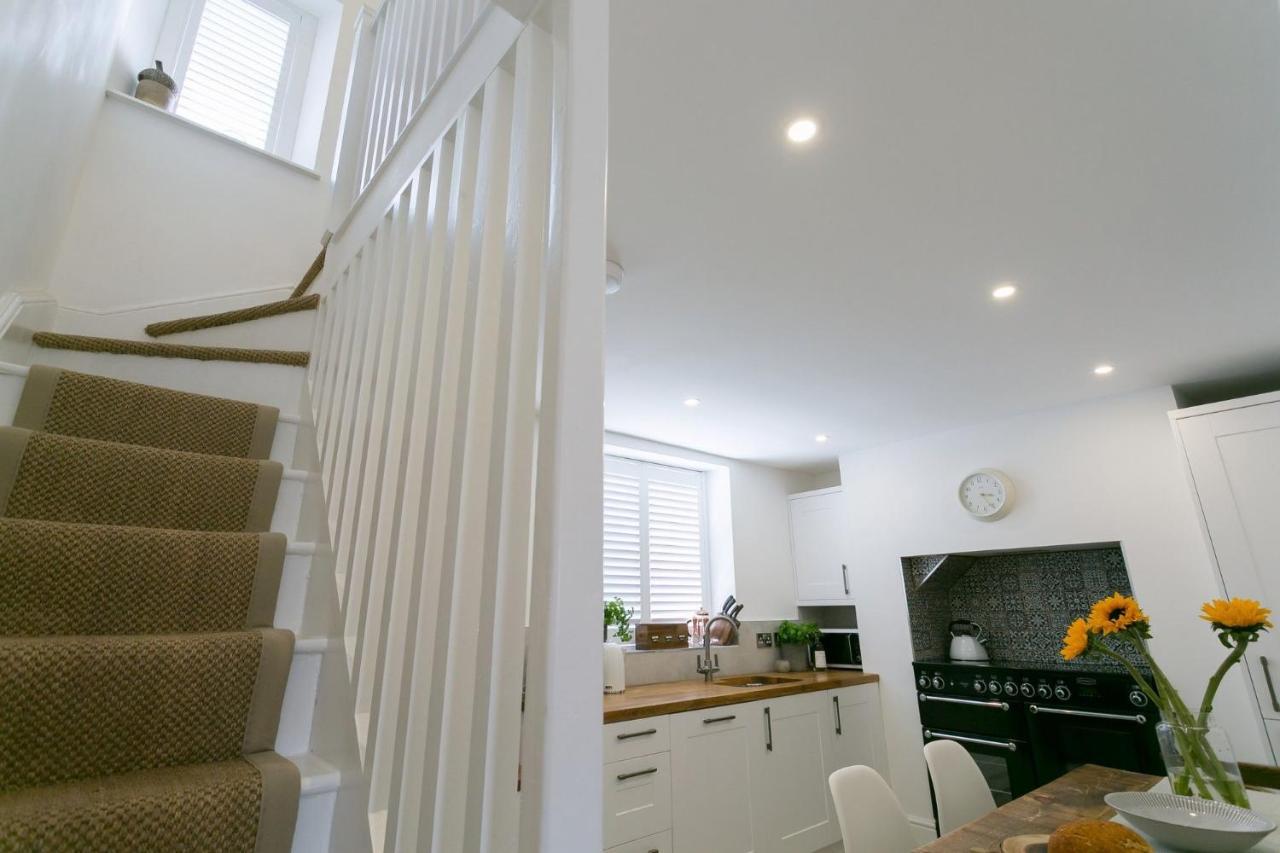 Shell Cottage Menai Bridge Bagian luar foto